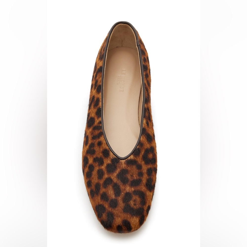Le Monde Beryl
Regency Leopard Calf Hair Ballet Flats